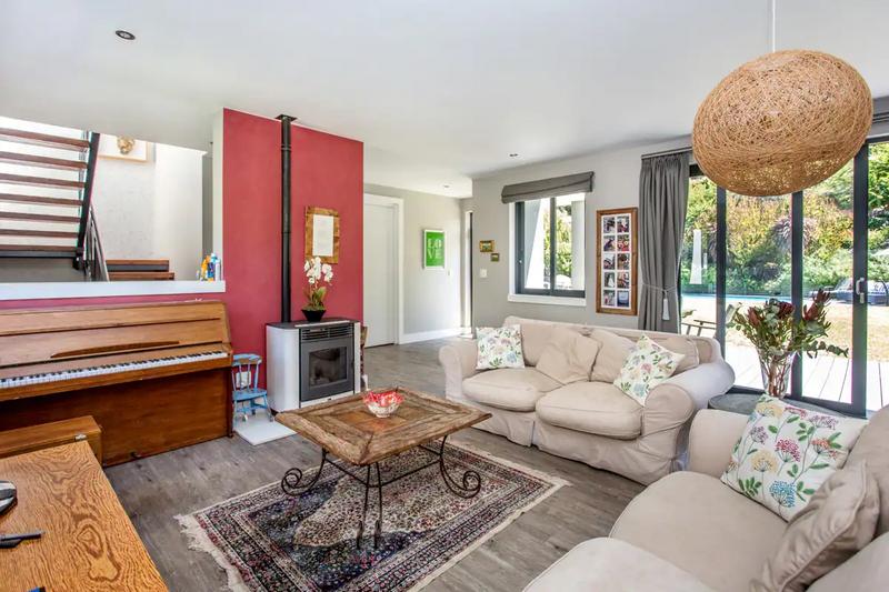 To Let 4 Bedroom Property for Rent in Tarragona Western Cape